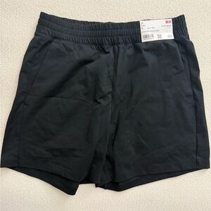 Uniqlo Men's Black Athletic Shorts